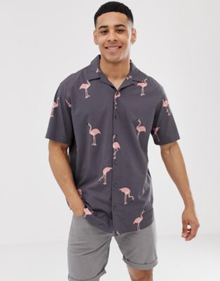 Jack & Jones – Originals – Grå kortärmad skjorta med flamingomönster och platt krage-Svart