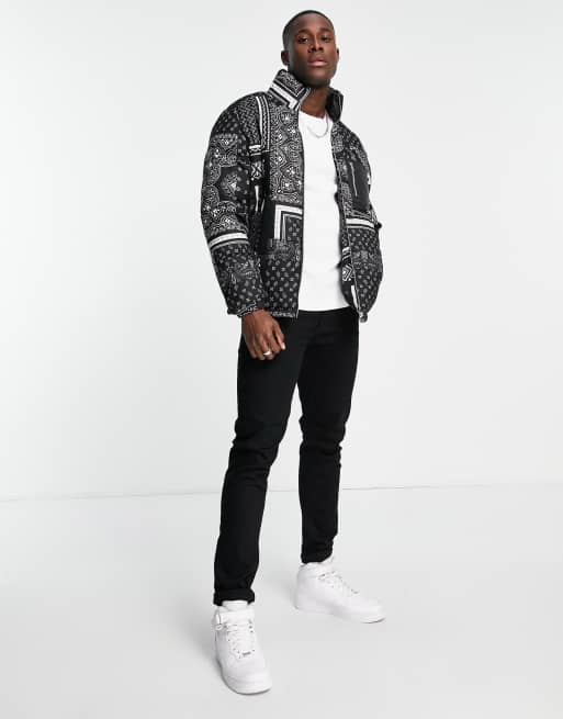 Jack & Jones Originals heavy puffer with pocket in black paisley, 2 of 4