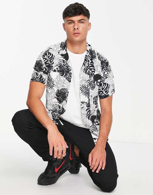 Jack & Jones - Originals - Overhemd met korte mouwen, reverskraag en print van palmbomen en doodshoofden in zwart 