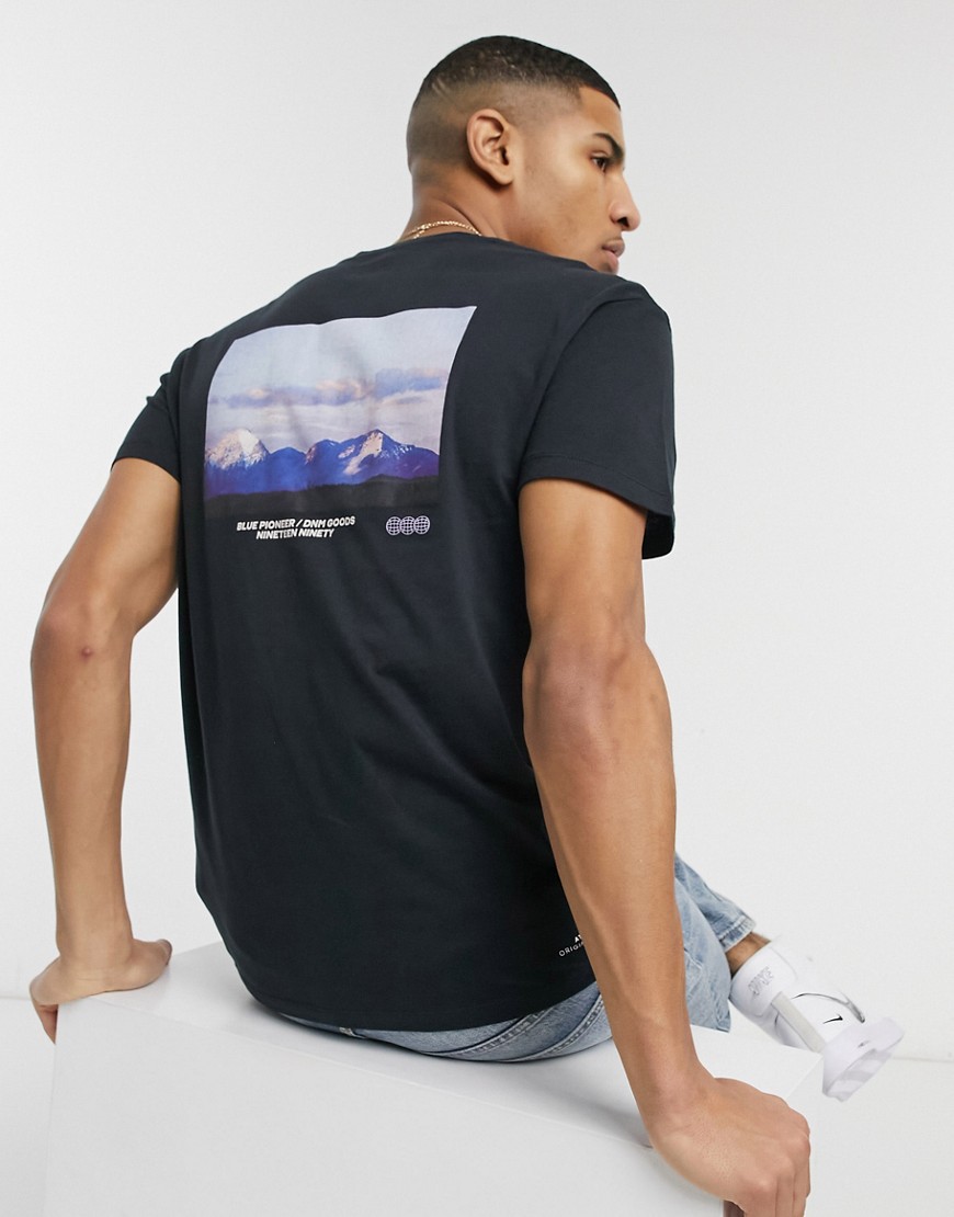 Jack & Jones Originals oversize t-shirt with mountain back print-Black