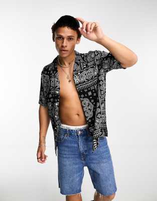 Short Sleeve Revere Oversized Bandana Shirt