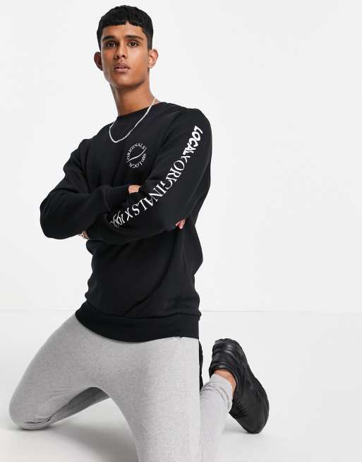 Jack & Jones Originals – Sweatshirt in Schwarz mit Logoschriftzug am Ärmel