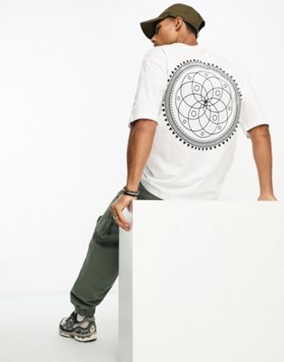 Jack & Jones Originals oversized t-shirt with Mandala back print in white - ASOS Price Checker