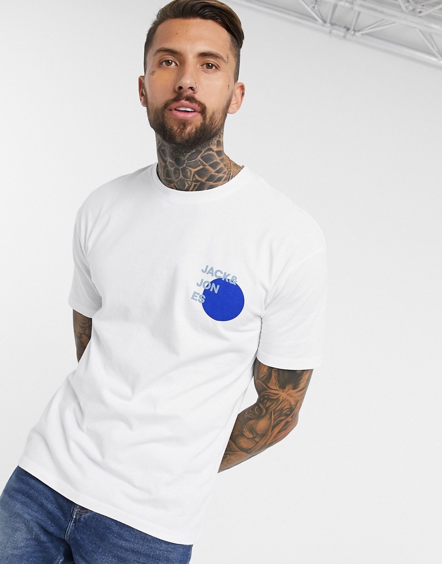 Jack & Jones – Originals – Vit t-shirt med boxig passform och logga på ryggen
