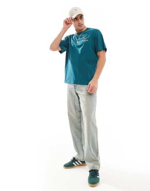 Jack & Jones – Oversize-T-Shirt in Dunkelgrün mit „Papillons“-Rückenprint , 3 von 4