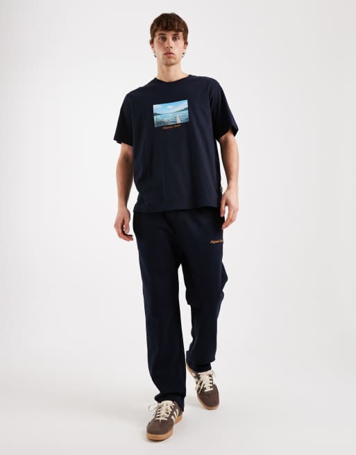 Jack & Jones – Oversize-T-Shirt in Marineblau mit Landschafts-Print auf der Brust&nbsp;, 2 von 5