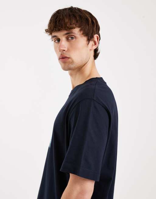 Jack & Jones – Oversize-T-Shirt in Marineblau mit Landschafts-Print auf der Brust&nbsp;, 4 von 5
