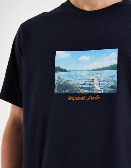 Jack & Jones – Oversize-T-Shirt in Marineblau mit Landschafts-Print auf der Brust&nbsp;, 5 von 5