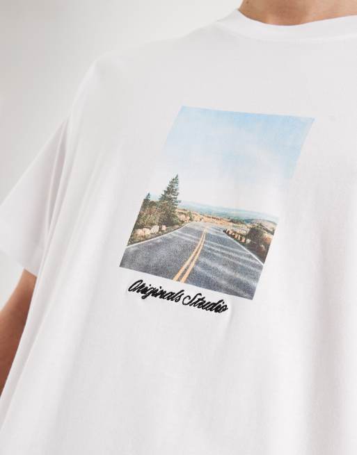 Jack & Jones – Oversize-T-Shirt in Weiß mit Landschaftsprint auf der Brust&nbsp;, 5 von 5