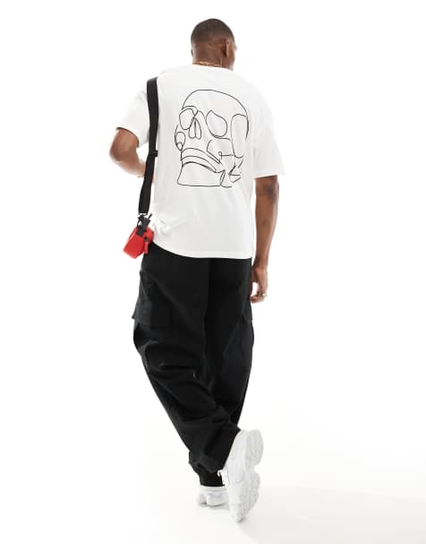 Jack & Jones – Oversize-T-Shirt in Weiß mit Totenkopf-Print - view 1