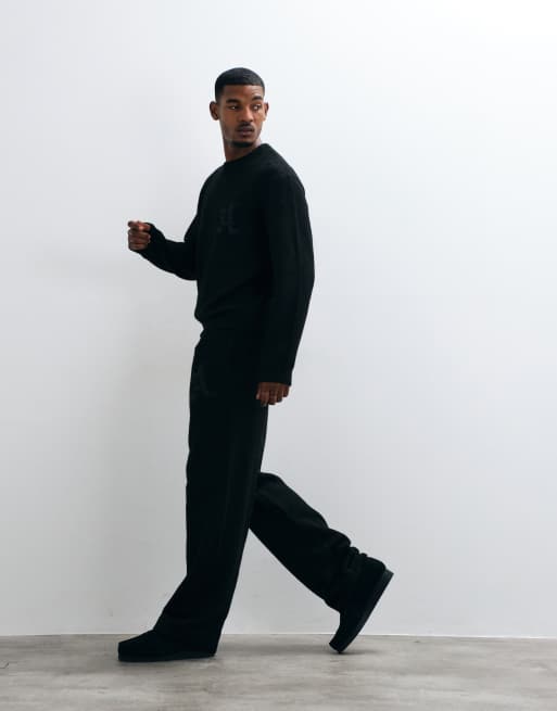 Jack & Jones oversized jacquard logotrui in zwart, 2 van 5