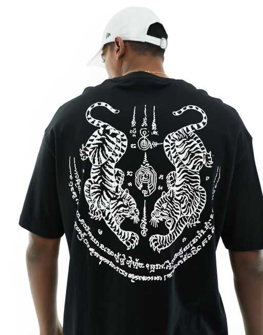 Jack & Jones - Oversized T-shirt met tijgerprint op de achterkant in zwart 
