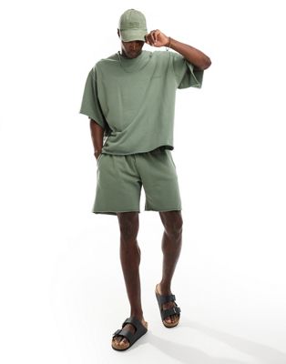 Jack & Jones Oversized Washed Sweat Shorts In Green - Part Of A Set