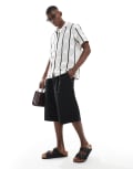 [Jack & Jones] Jack & Jones pleated shorts in black L Black