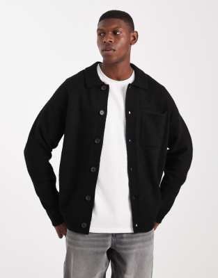 Premium - Flauschige Strickjacke in Schwarz mit Kragen Schwarz S