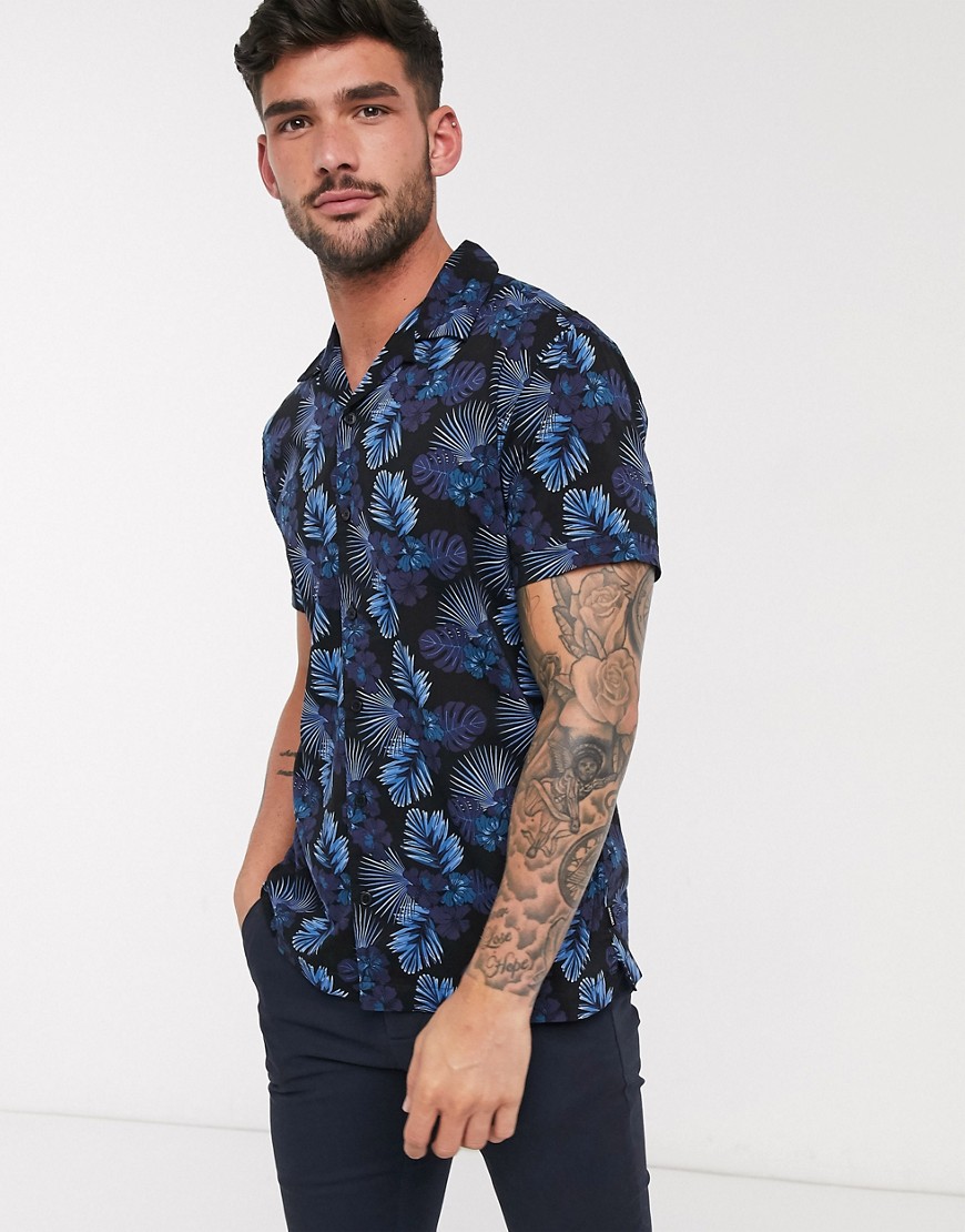 Jack & Jones – Premium – Marinblå, blommig, kortärmad skjorta med platt krage