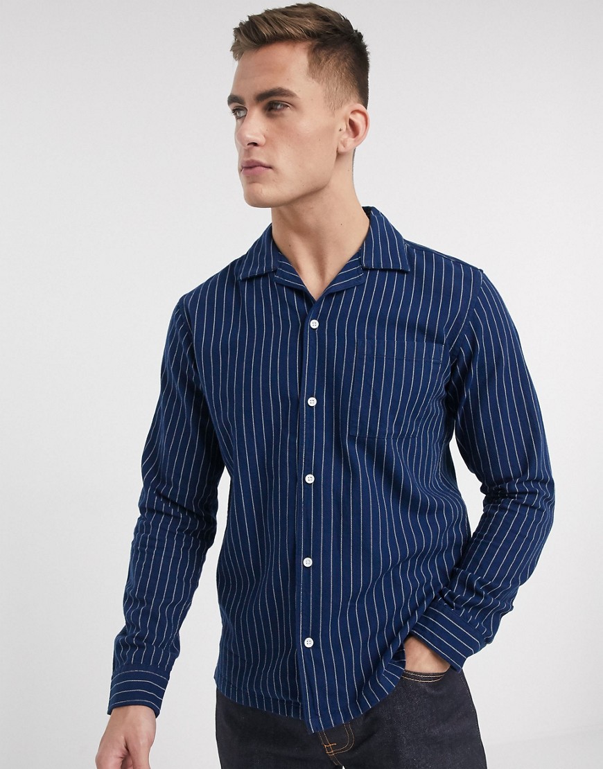 Jack & Jones Premium – Marinblå randig skjorta med platt krage och en ficka