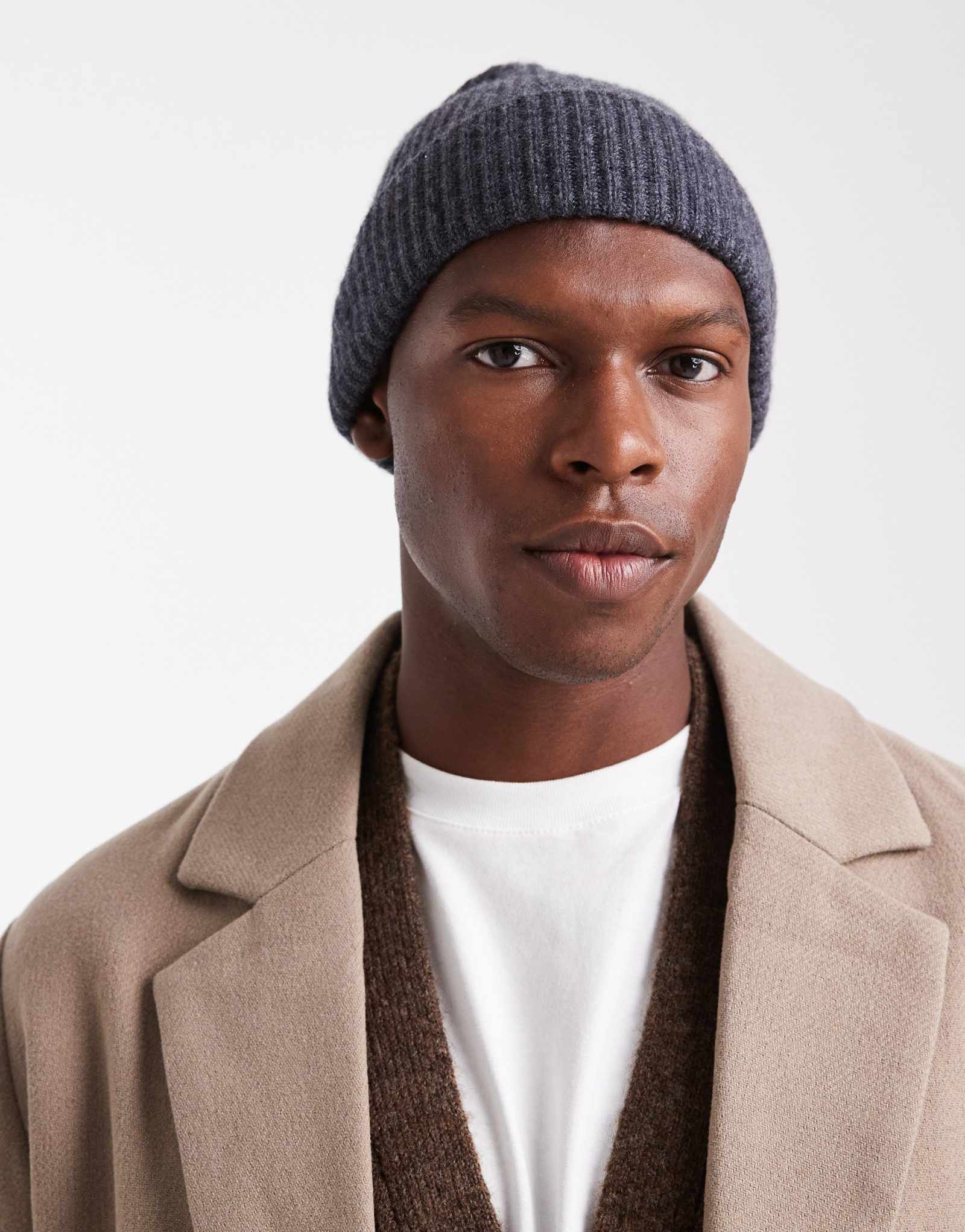 Шапочка из высококачественной полушерстяной ткани Jack &Jones темно-серого цвета 