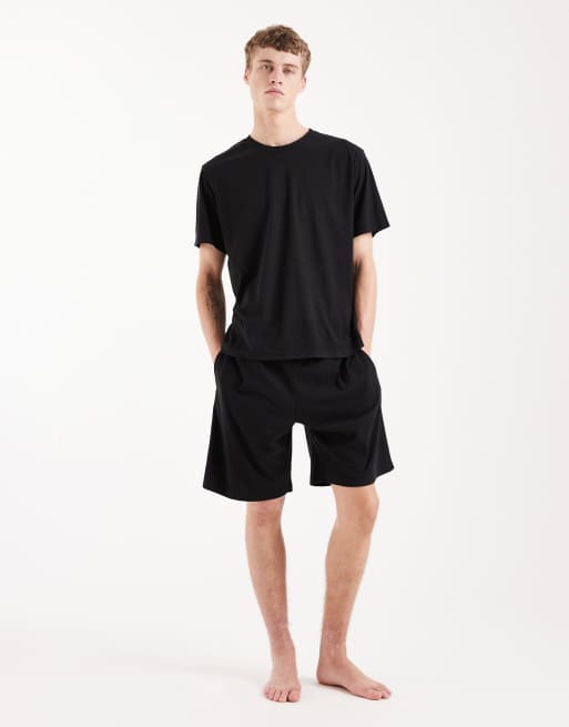 Jack & Jones – Pyjama in Schwarz, bestehend aus T-Shirt und Shorts, 2 von 5