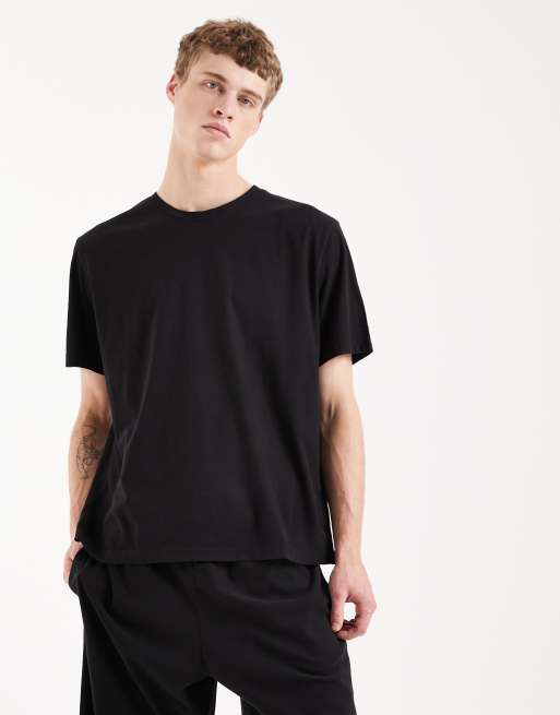 Jack & Jones – Pyjama in Schwarz, bestehend aus T-Shirt und Shorts, 5 von 5