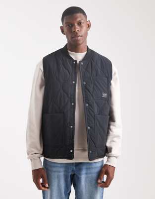 Jack & Jones Jack & Jones quilted bomber gilet in black
