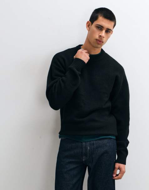 Jack & Jones relaxed fit flauschiger Pullover in Schwarz - view 1