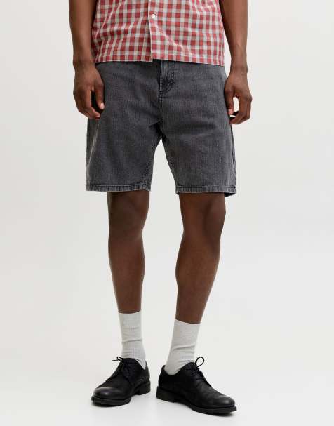 Jack & Jones Relaxed fit shorts in black - view 1
