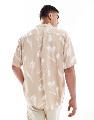 Jack & Jones revere collar floral print shirt sleeve shirt in beige