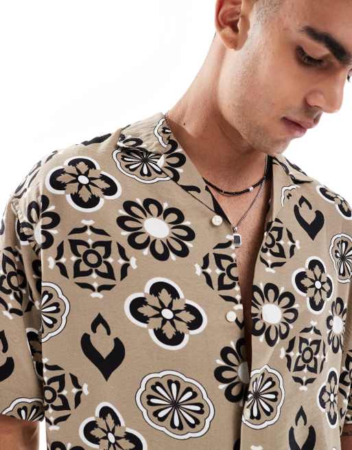 Jack & Jones revere collar geo short sleeve shirt in beige, 3 of 4