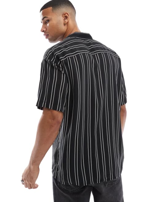 Jack & Jones revere collar striped short sleeve shirt in black, 2 of 4