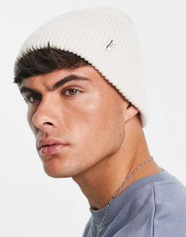 Jack & Jones ribbed beanie with label in beige