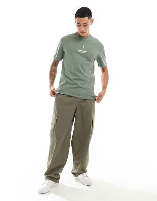 Jack & Jones – Salviagrön t-shirt i oversize med Originals-tryck , 4 av 4