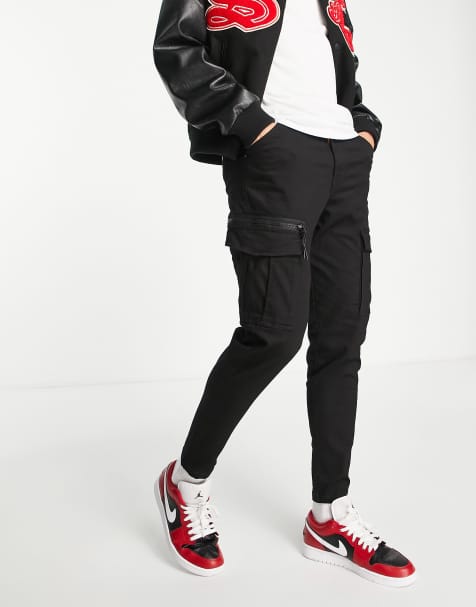 Jack & Jones – Schmal zulaufende Cargohose in Schwarz - view 1