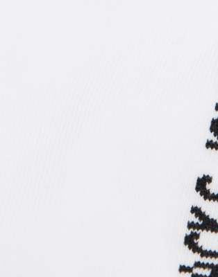 Thumbnail 4 van 4