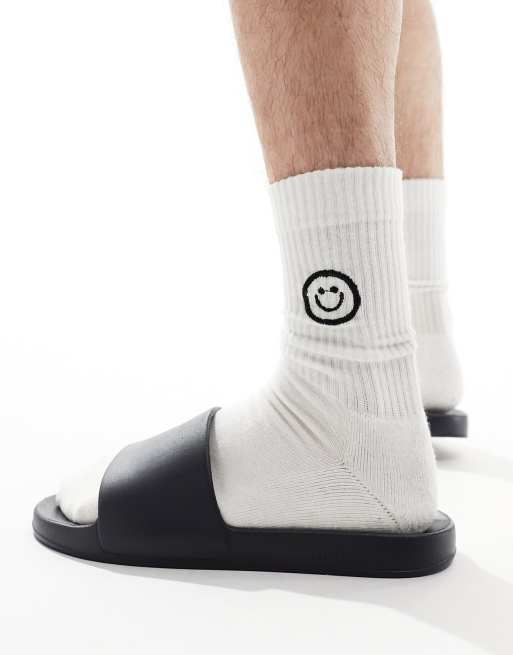Jack & Jones slider in black, 2 of 4