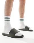 [Jack & Jones] Jack & Jones sliders in khaki-Green 40 Olive night