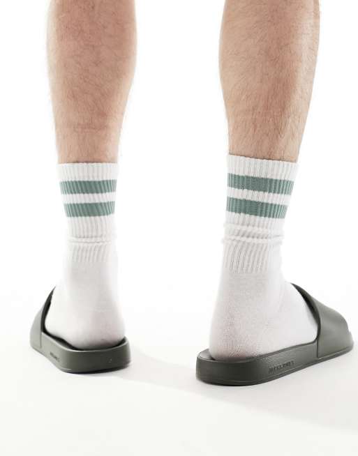 Jack & Jones sliders in khaki, 2 of 4