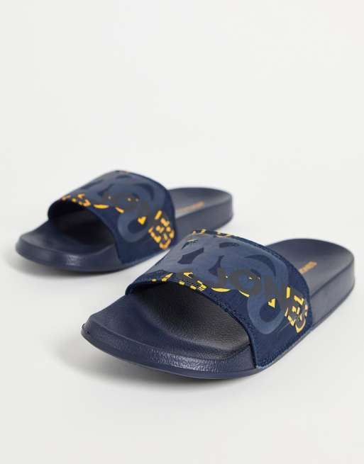 Jack Jones Slippers met slangenprint in marineblauw ASOS