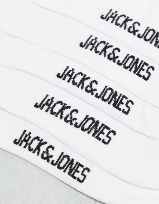 https://images.asos-media.com/products/jack-jones-sneaker-socks-5-pack-in-white/9775640-2?$n_550w$&wid=550&fit=constrain