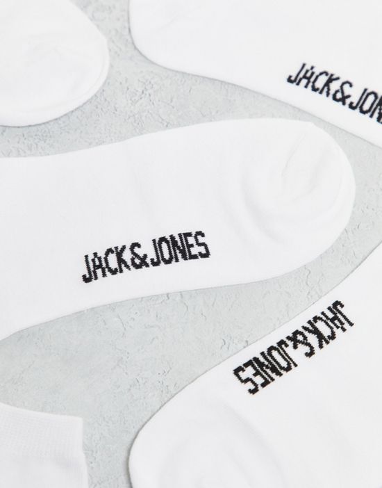 https://images.asos-media.com/products/jack-jones-sneaker-socks-5-pack-in-white/9775640-3?$n_550w$&wid=550&fit=constrain