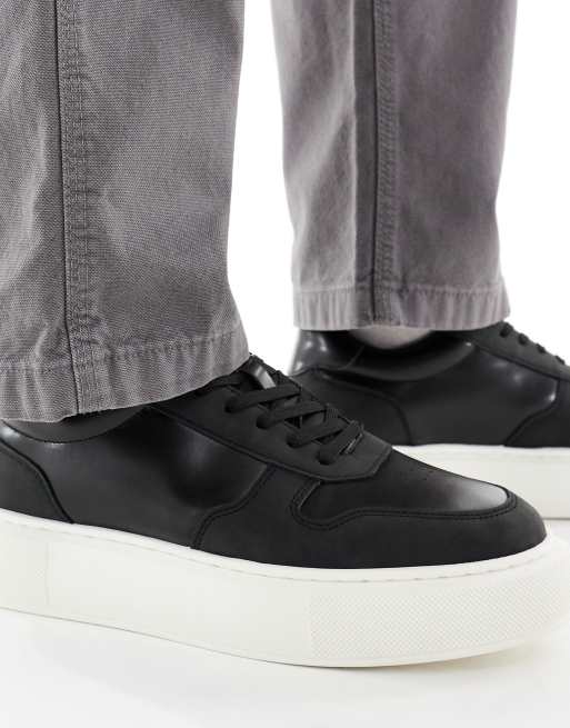 Jack & Jones - Sneakers nere con suola spessa a contrasto, 3 di 5
