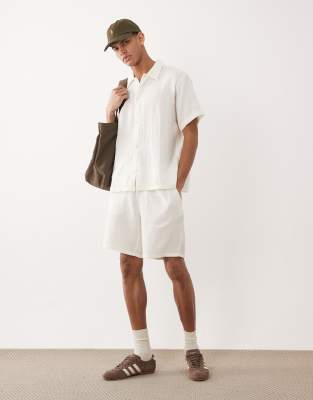 Strukturierte Shorts in Creme, Kombiteil-Weiß Weiß XS