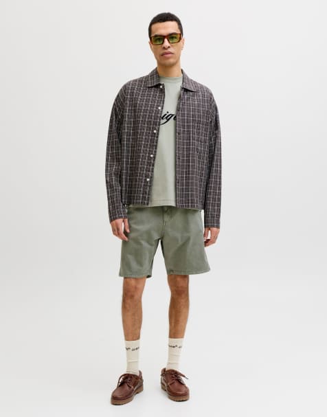 Jack & Jones - Støvet grønne shorts - view 1