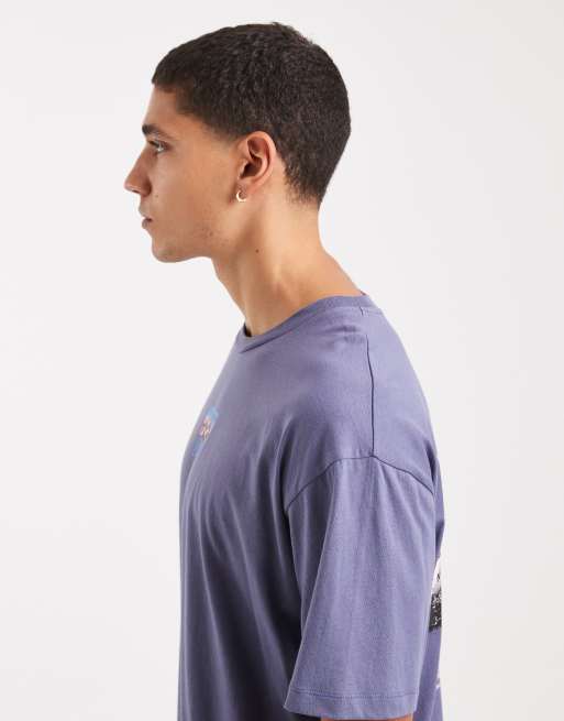 Jack & Jones – T-Shirt in Lila mit Berg-Rückenprint, 4 von 5