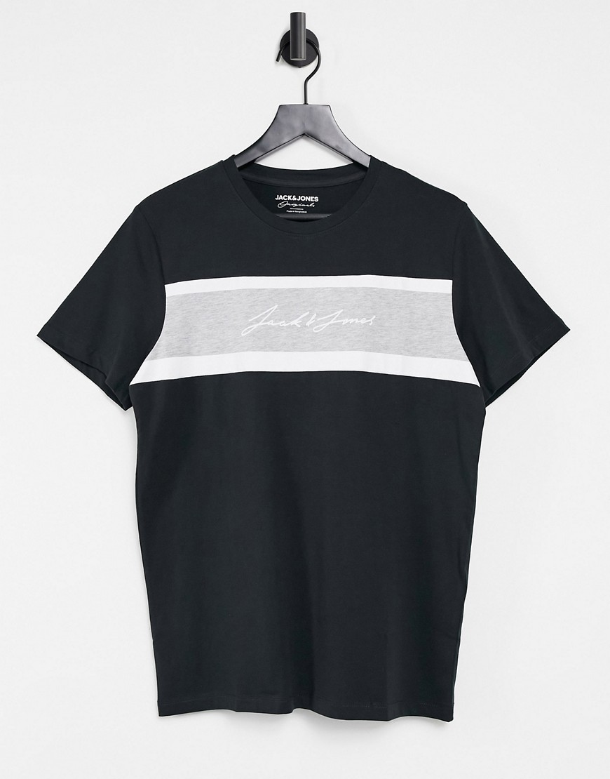 Jack & Jones – T-Shirt in Schwarz mit Logo im Blockfarbendesign