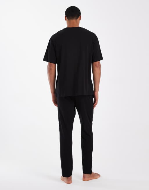 Jack & Jones T-shirt lounge set in black, 3 of 5