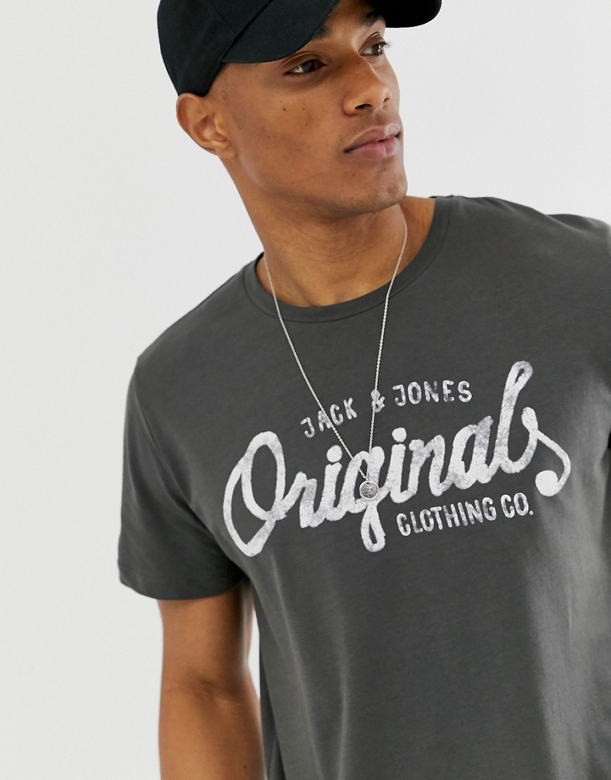 Jack & Jones – T-shirt med logga och geometriskt tryck-Marinblå