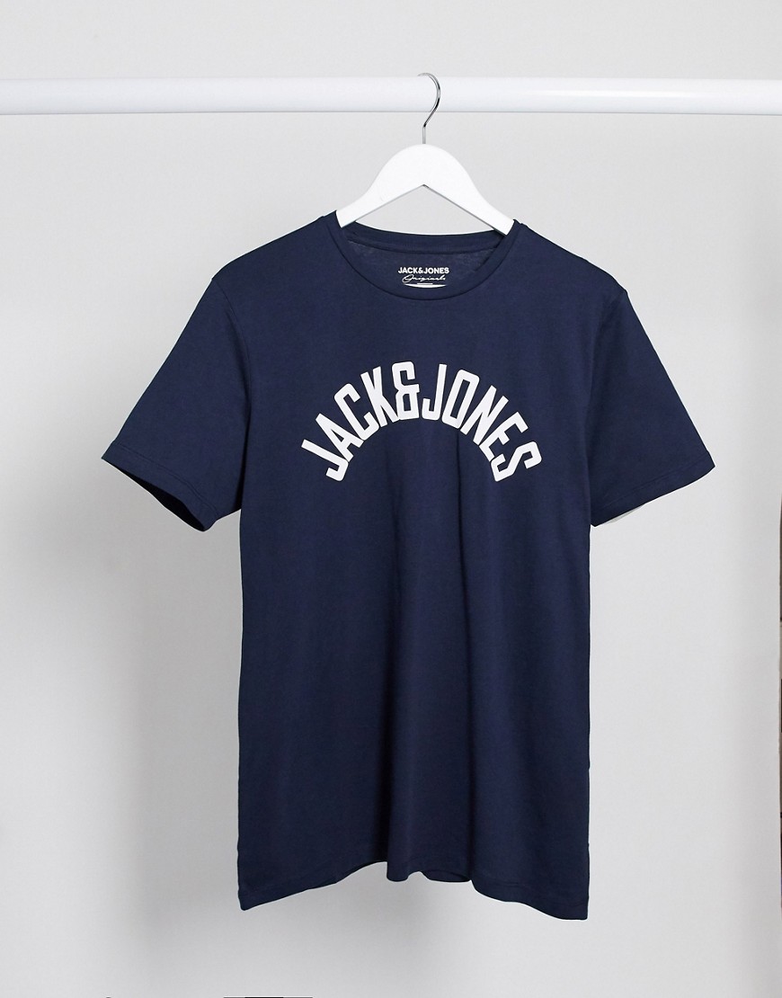 Jack & Jones – T-shirt med logga på bröstet-Marinblå