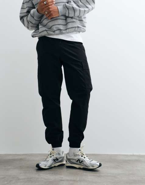 Jack & Jones Tech Cargo-Hose mit Bündchen in Schwarz - view 1