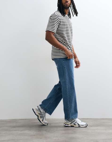 Jack & Jones Ted losse rechte jeans in middenblauwe wassing - view 1